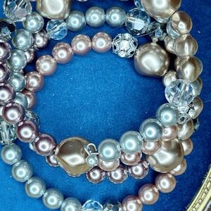 13. Champagne Plastic Wire Bracelet